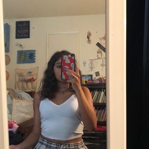 TILLYS White Cropped shirt